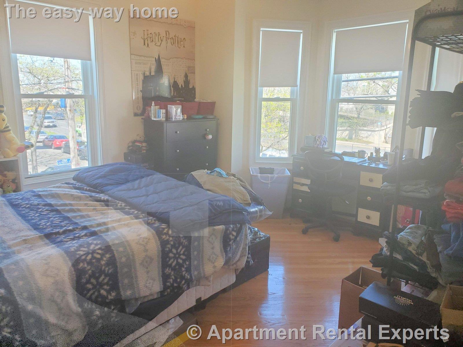 56 Otis St, Winter Hill