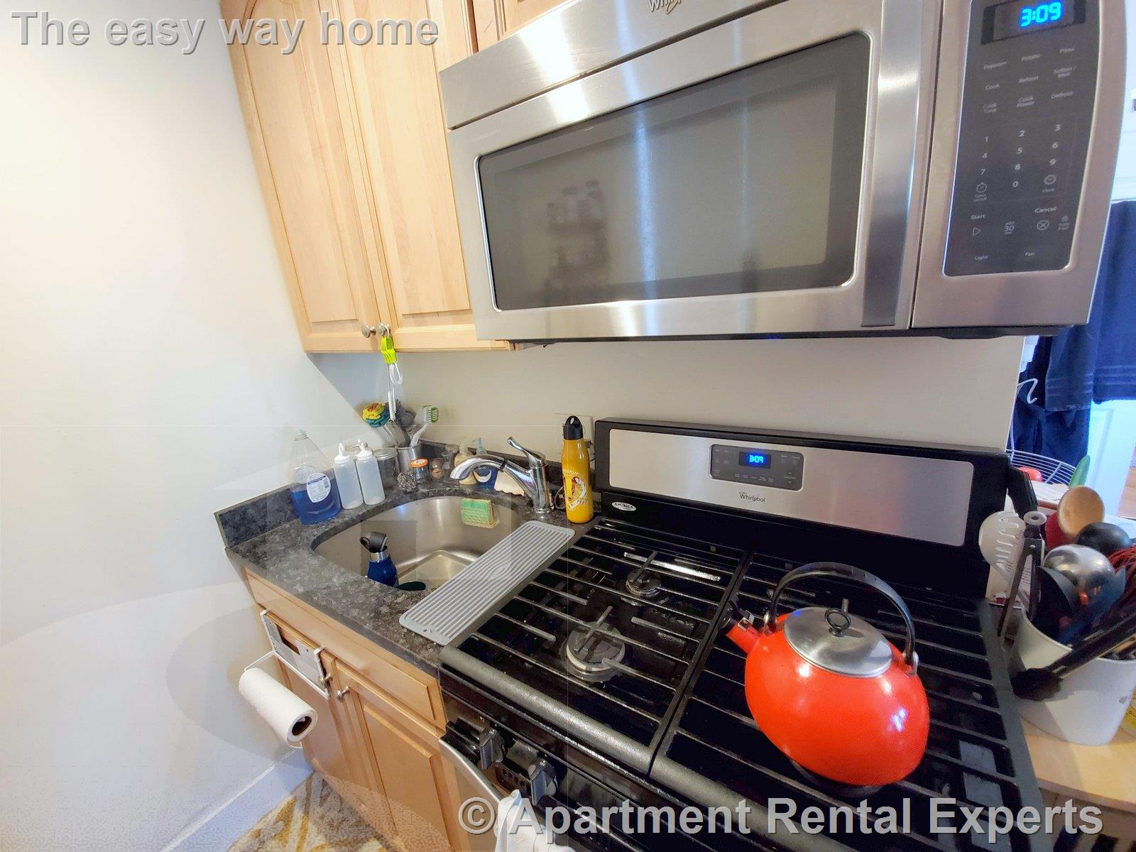 56 Otis St, Winter Hill