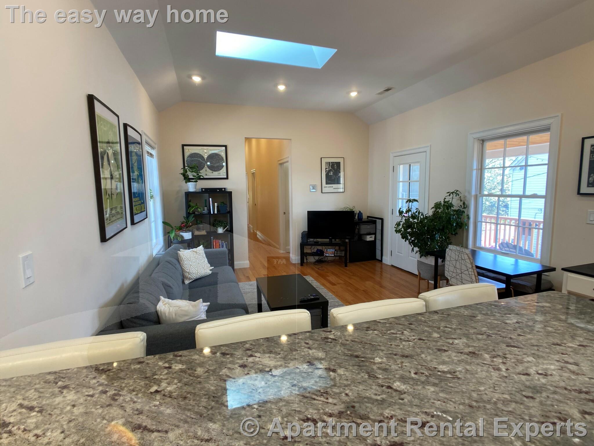 14 Flint St, East Somerville