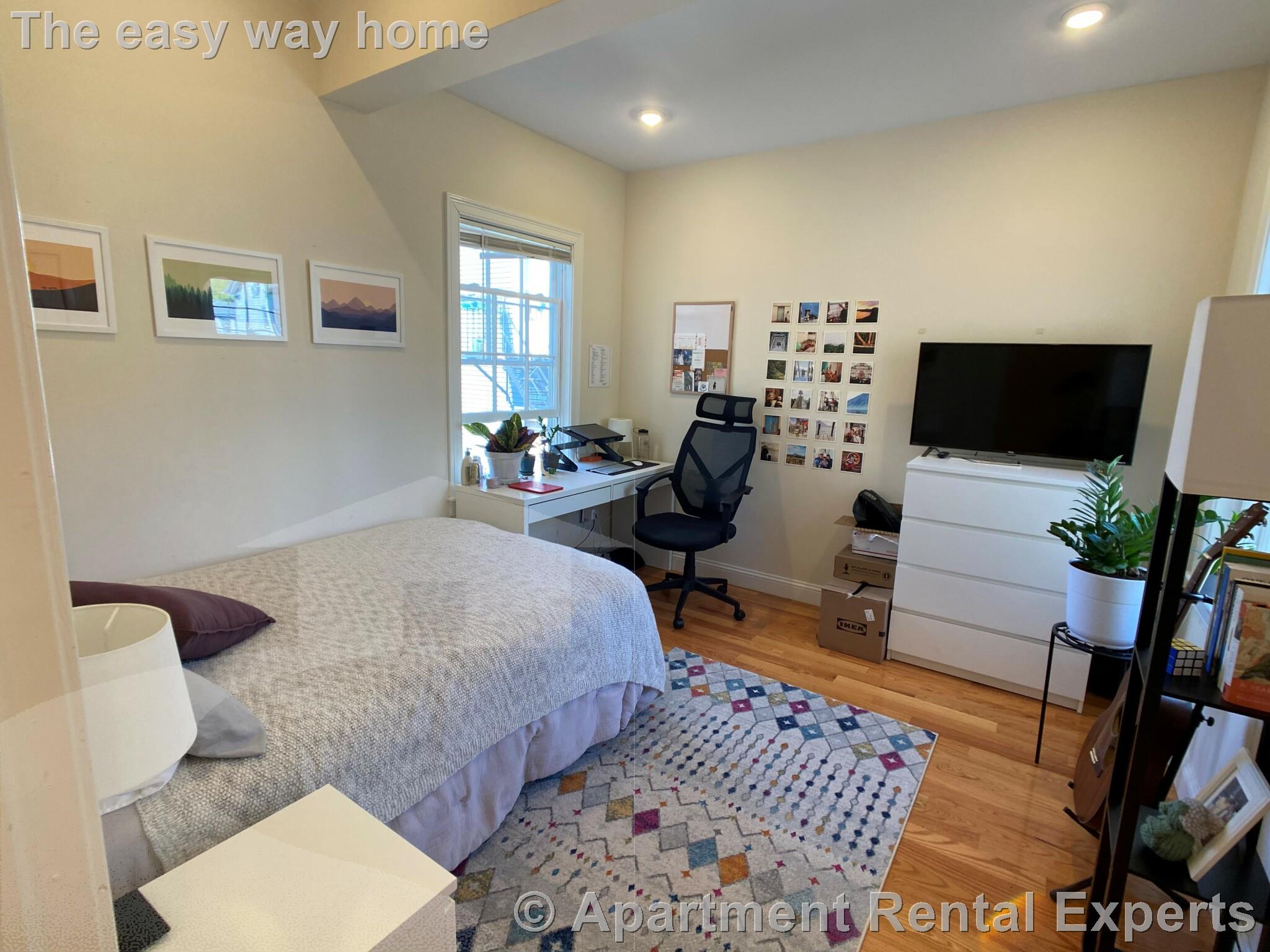 14 Flint St, East Somerville