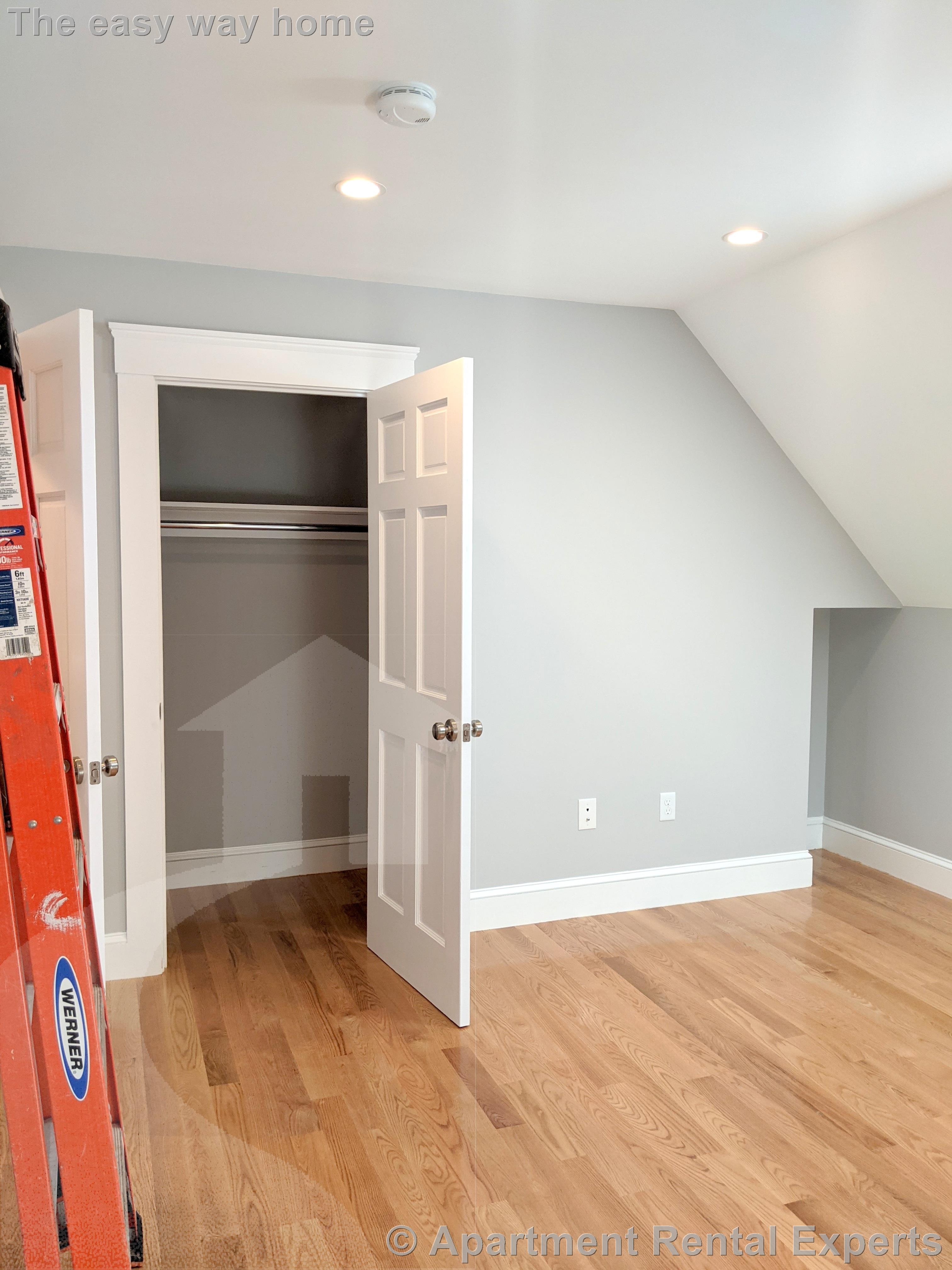 502 Main St, Magoun Square