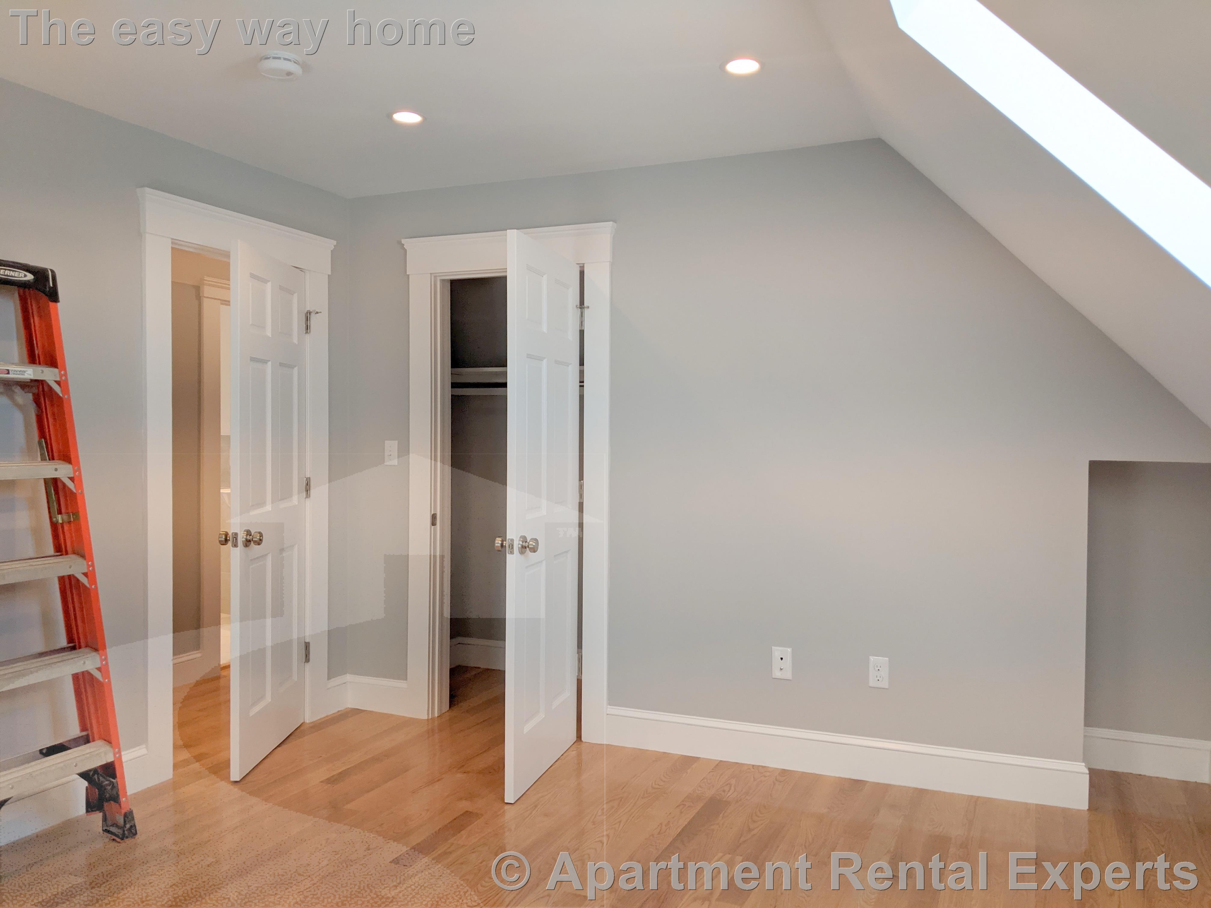 502 Main St, Magoun Square