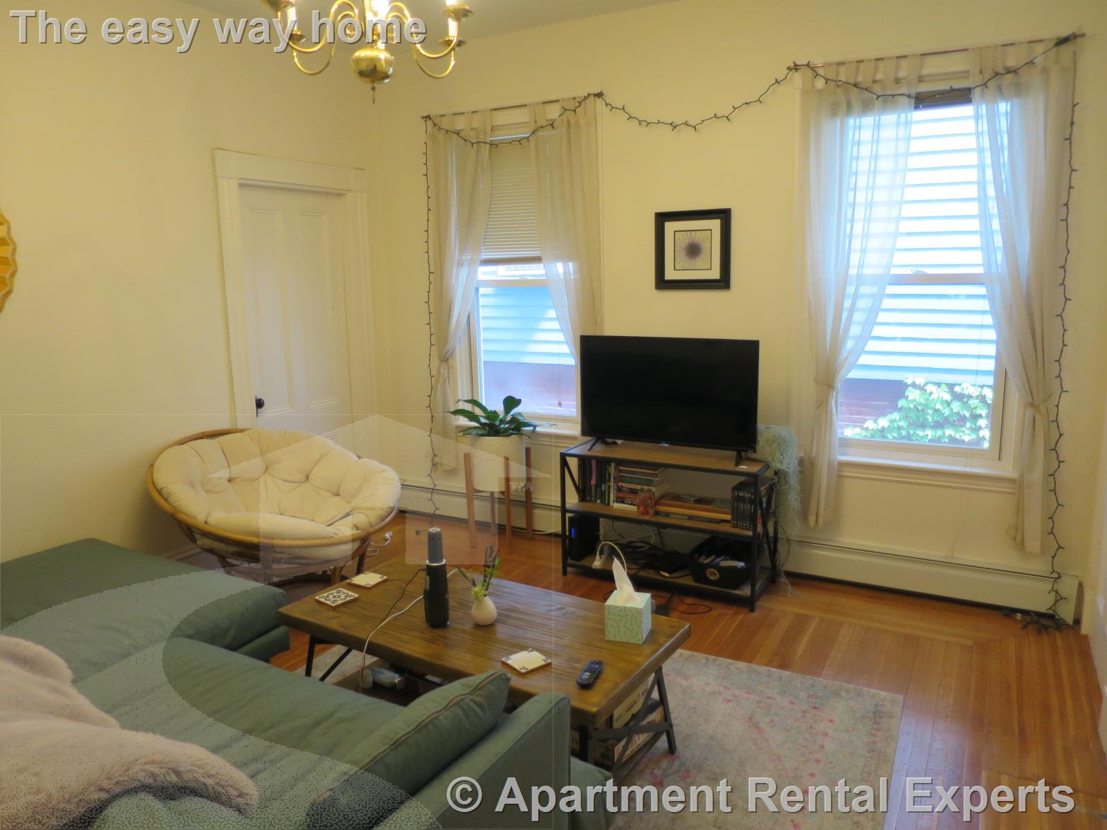 16 Park Ave, Davis Square