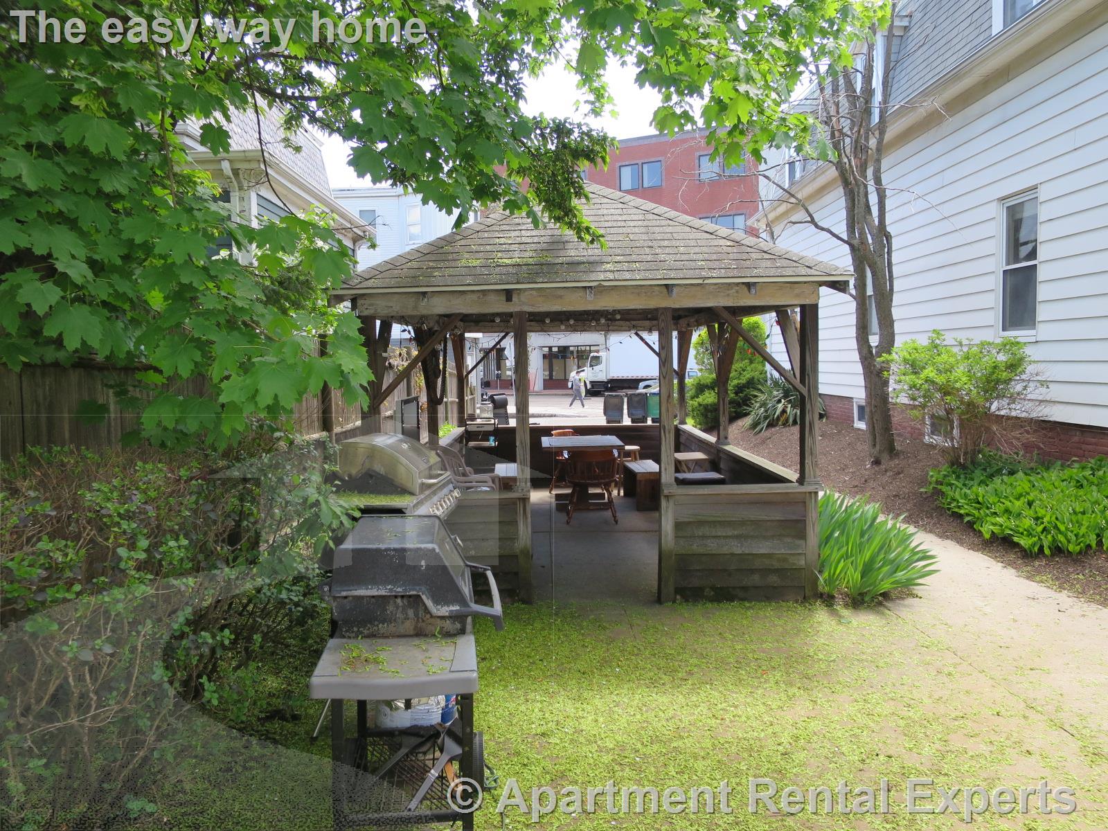 16 Park Ave, Davis Square