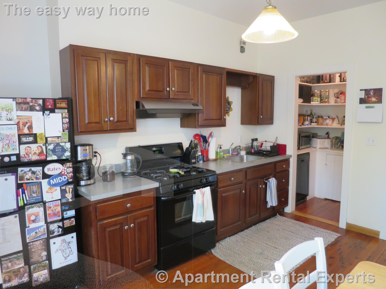 16 Park Ave, Davis Square