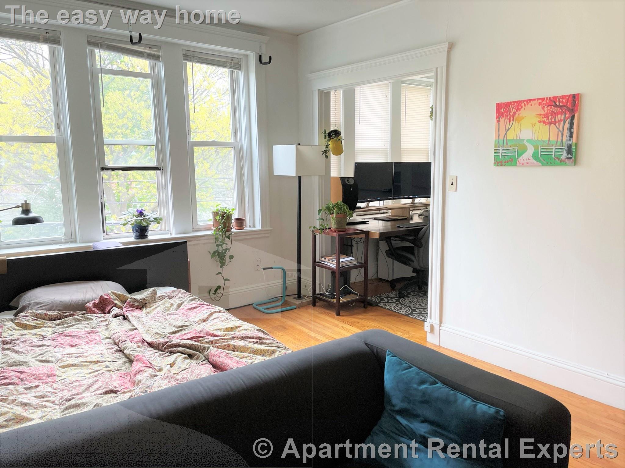 172 Maple St, Malden Center