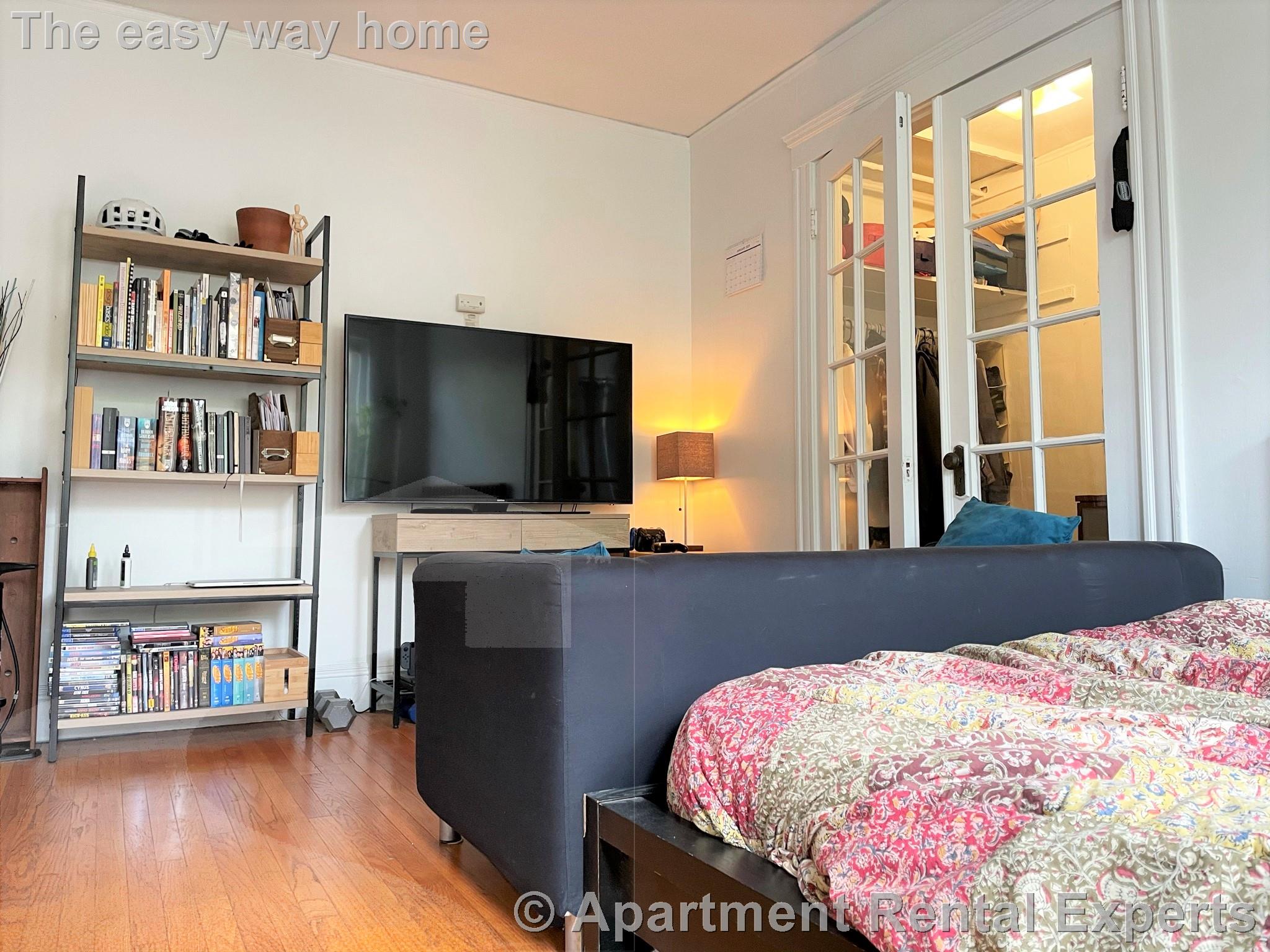 172 Maple St, Malden Center