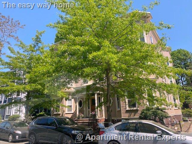 217 Harvard St, Central Square