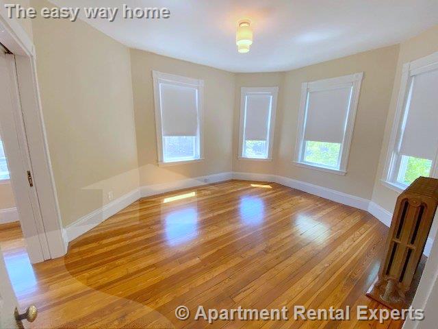 217 Harvard St, Central Square