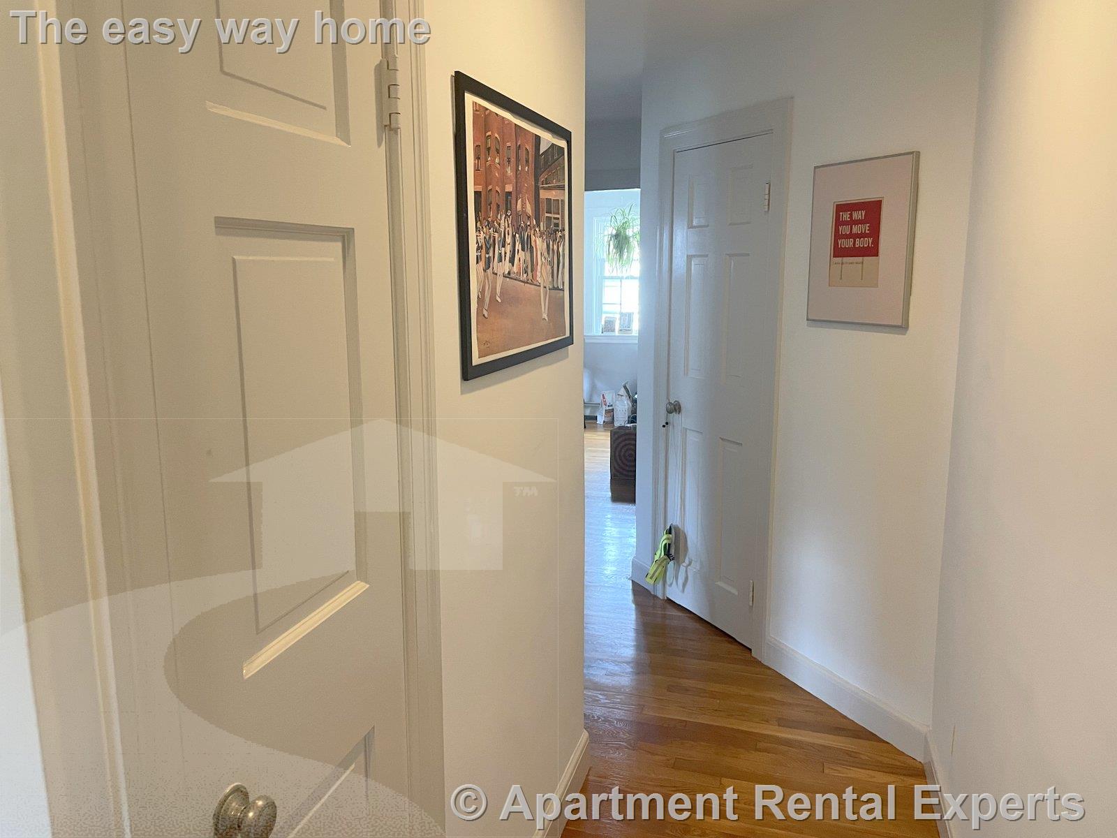 2 Garden Ct, Porter Square