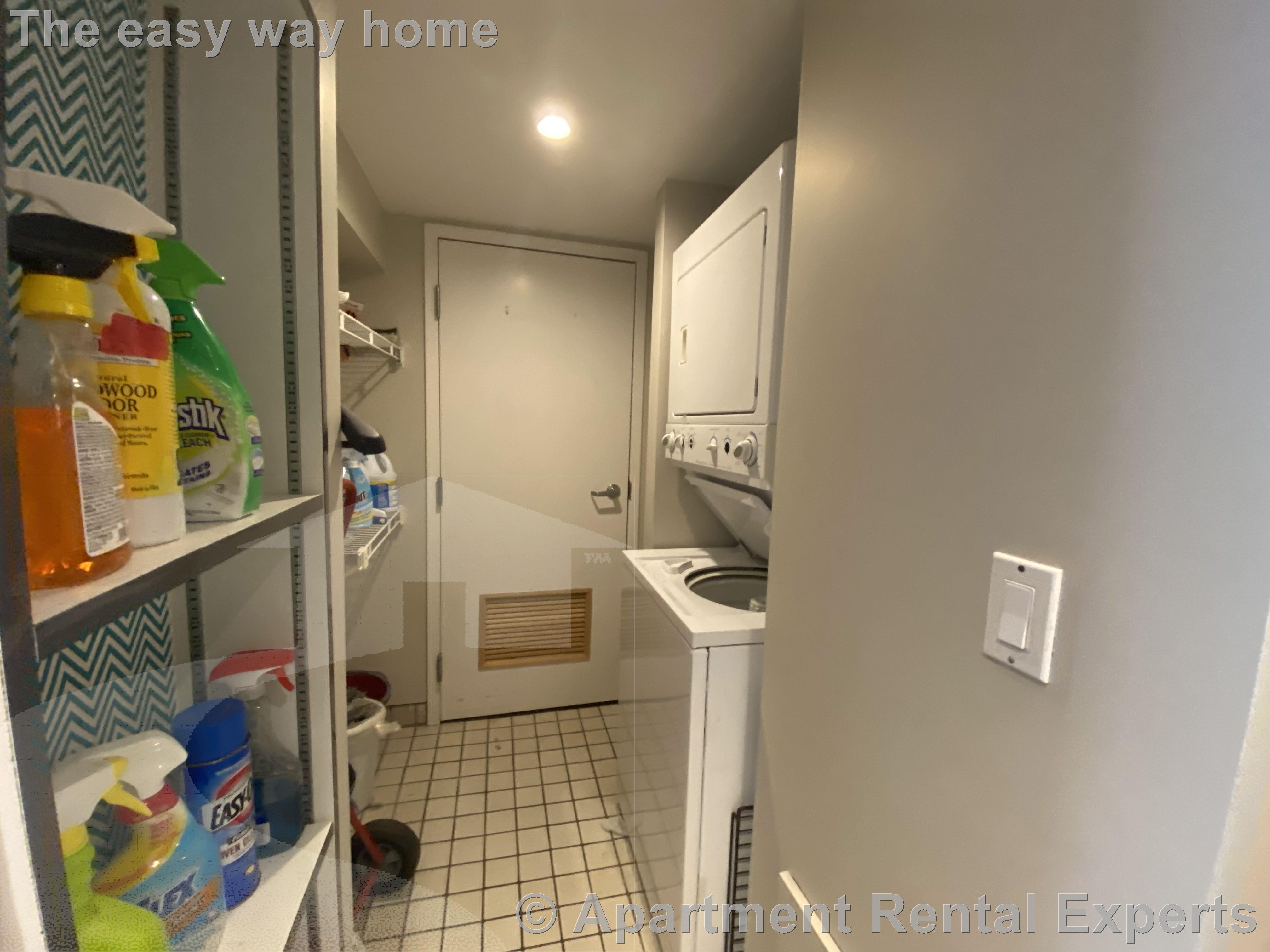 8 Chapman Pl, Harvard Square