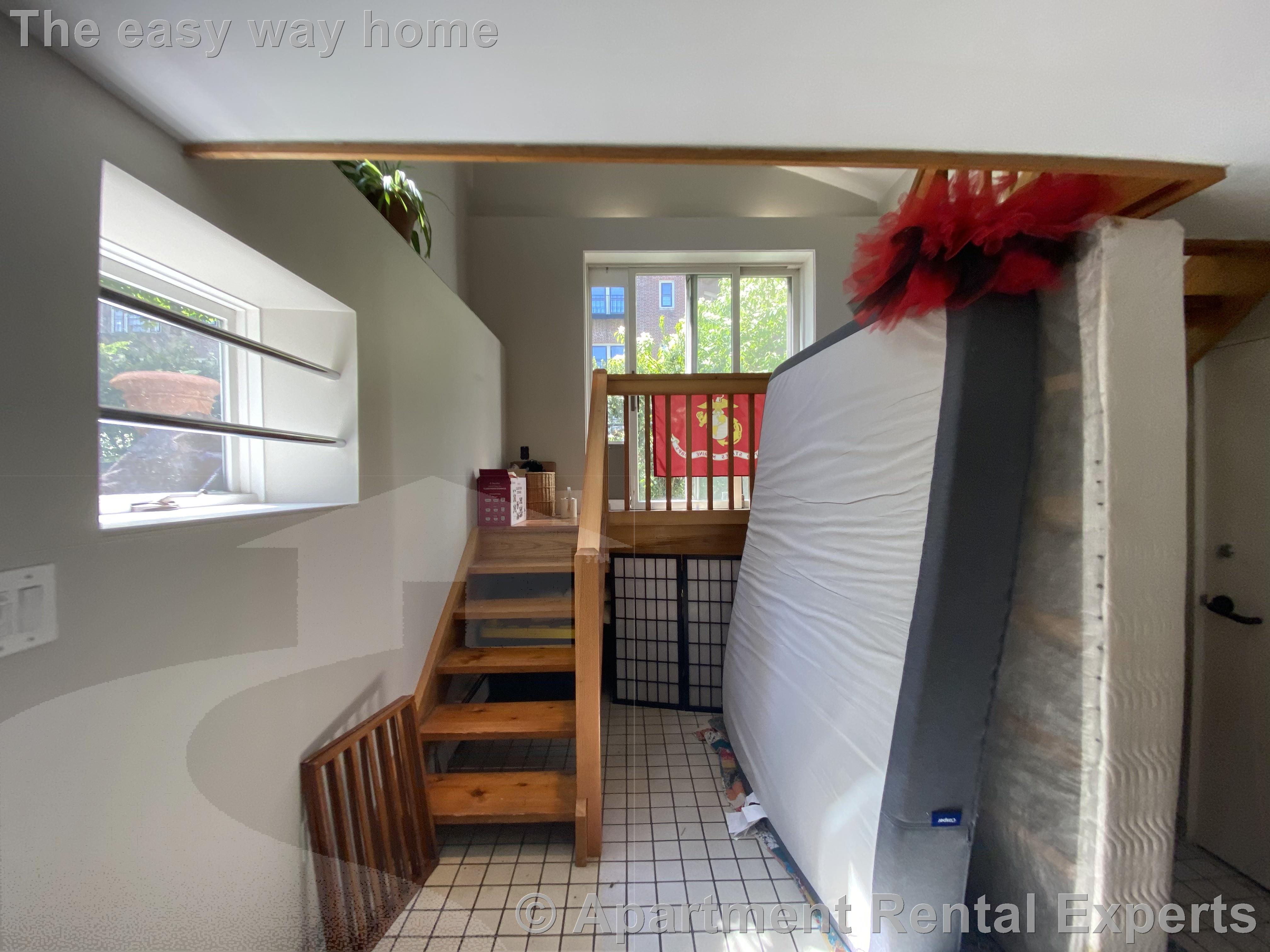 8 Chapman Pl, Harvard Square