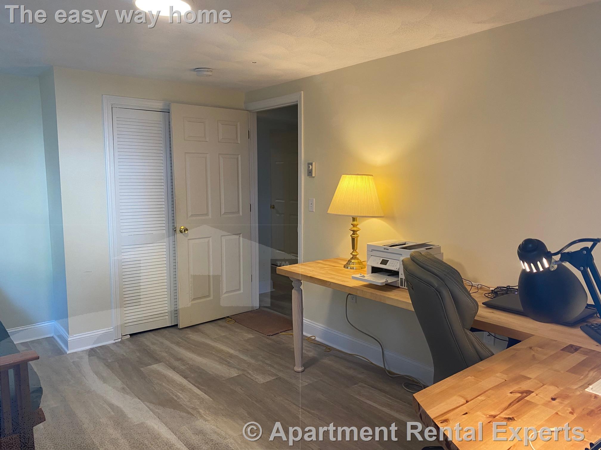 24 Glen St, Sullivan Square
