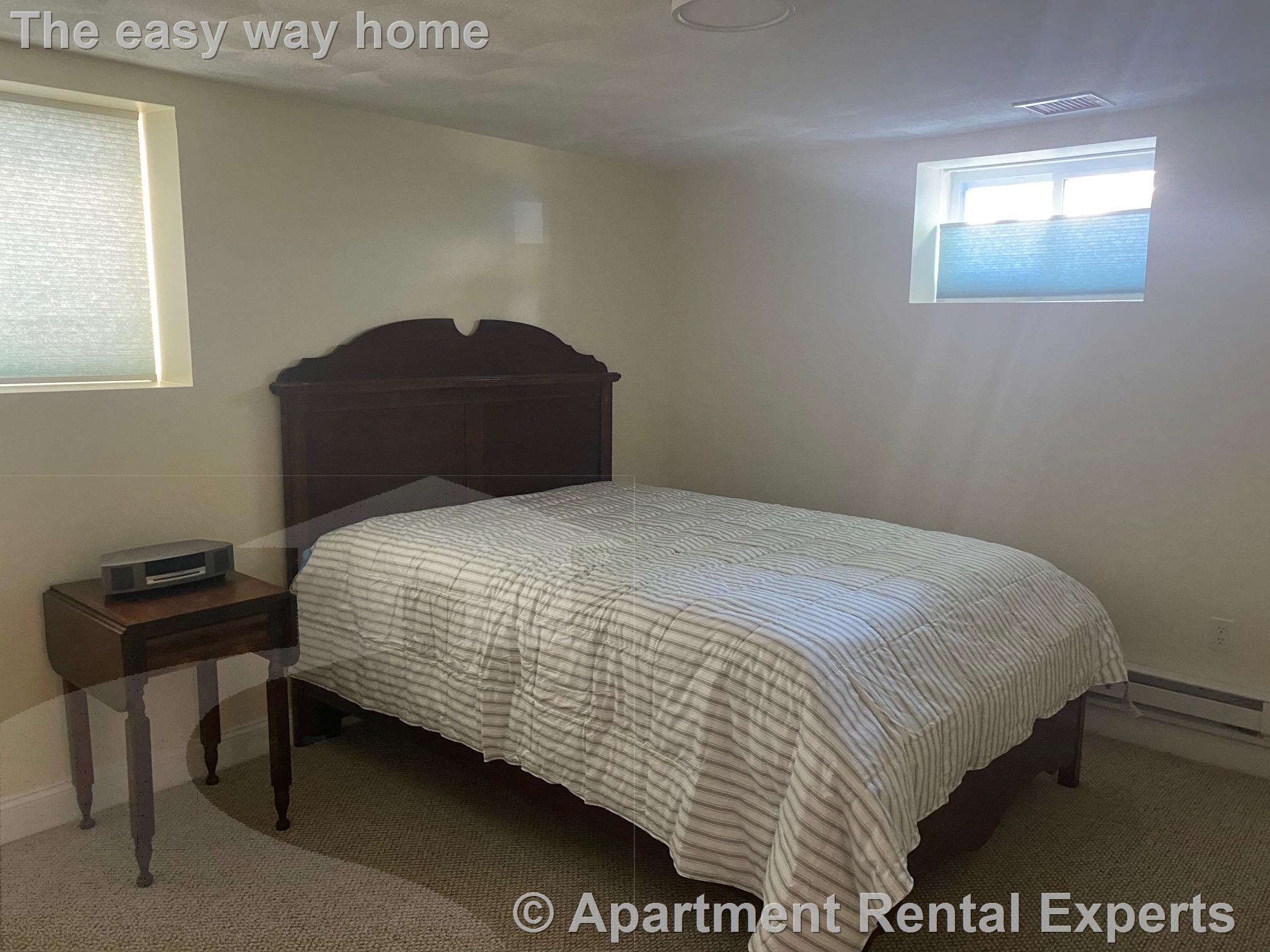 24 Glen St, Sullivan Square