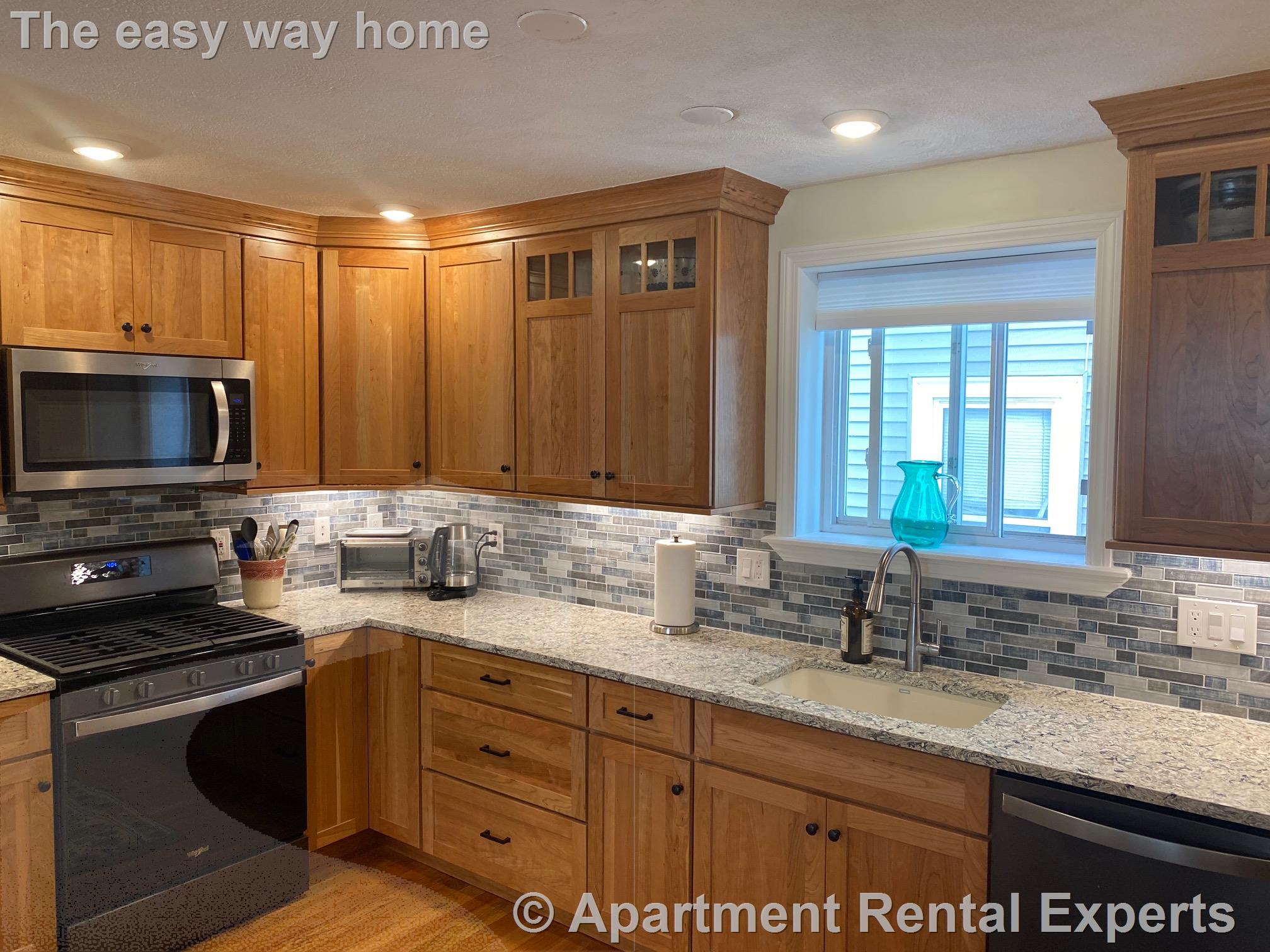 24 Glen St, Sullivan Square