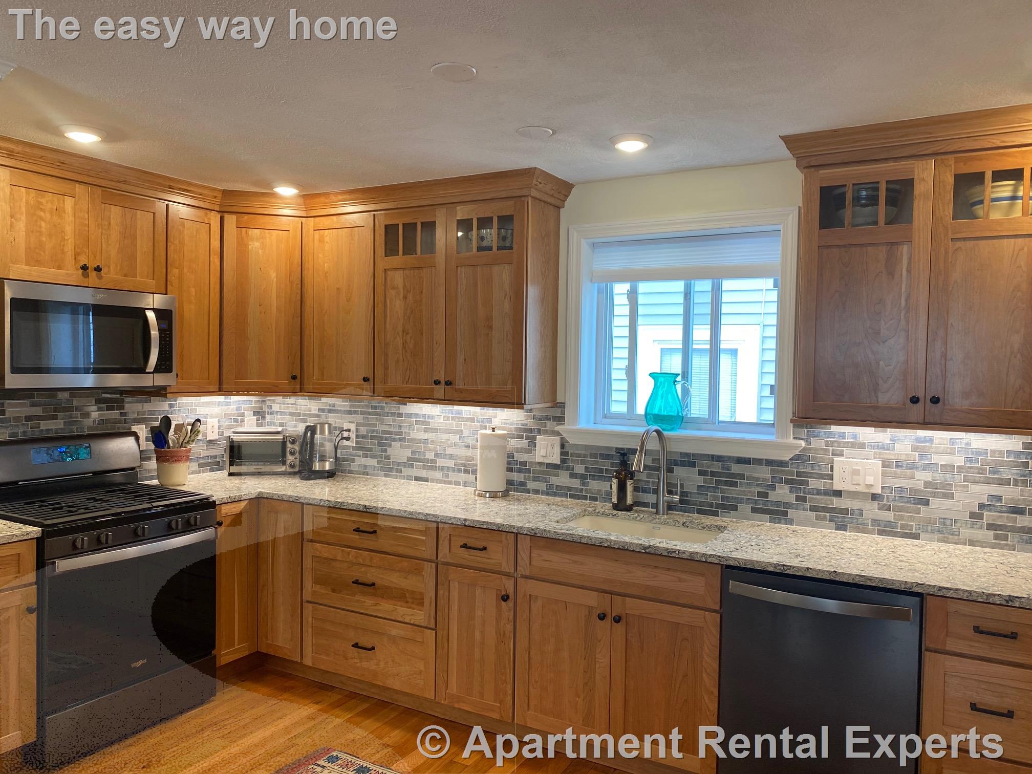 24 Glen St, Sullivan Square