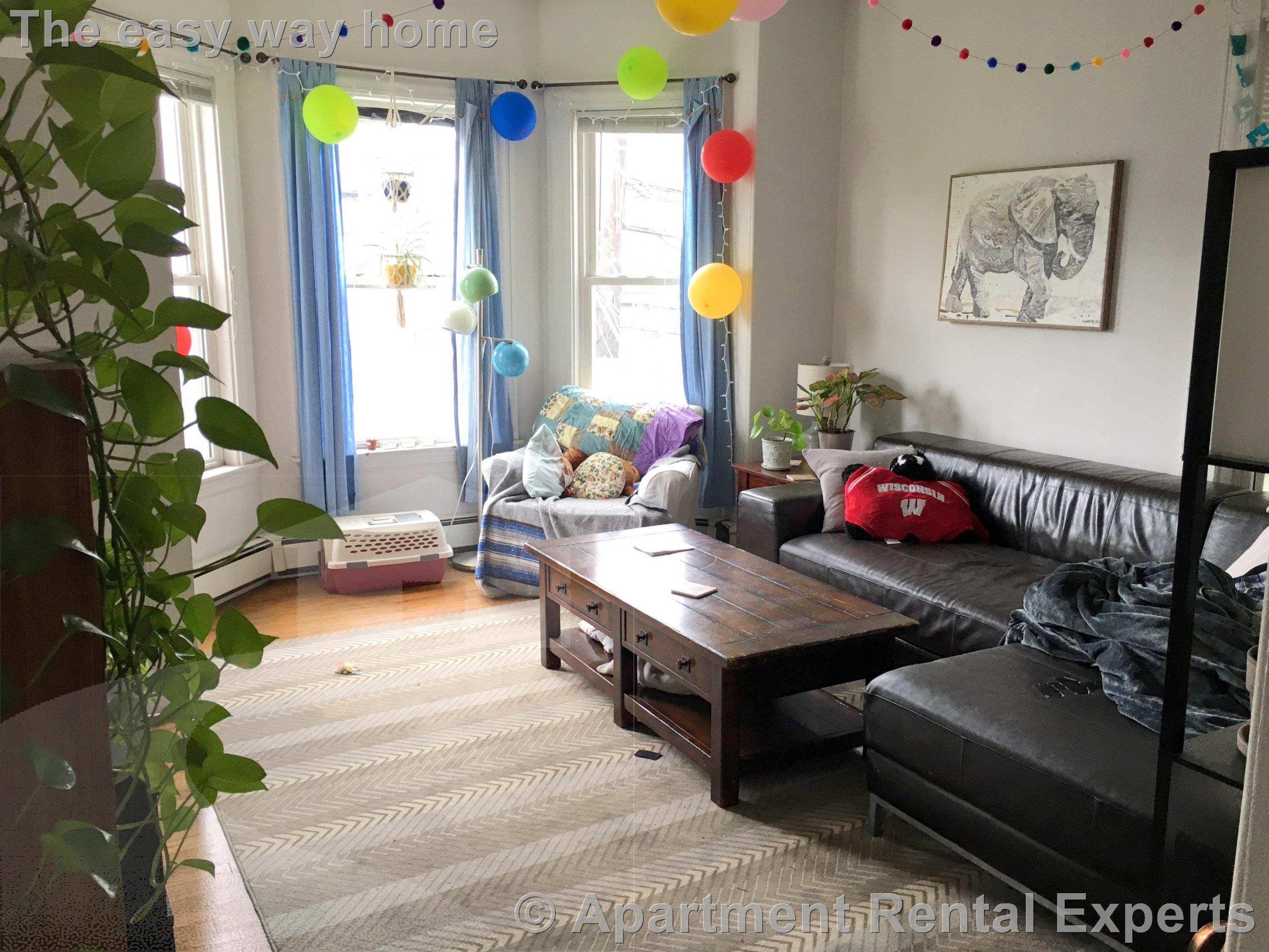 392 Washington St, Ward Two