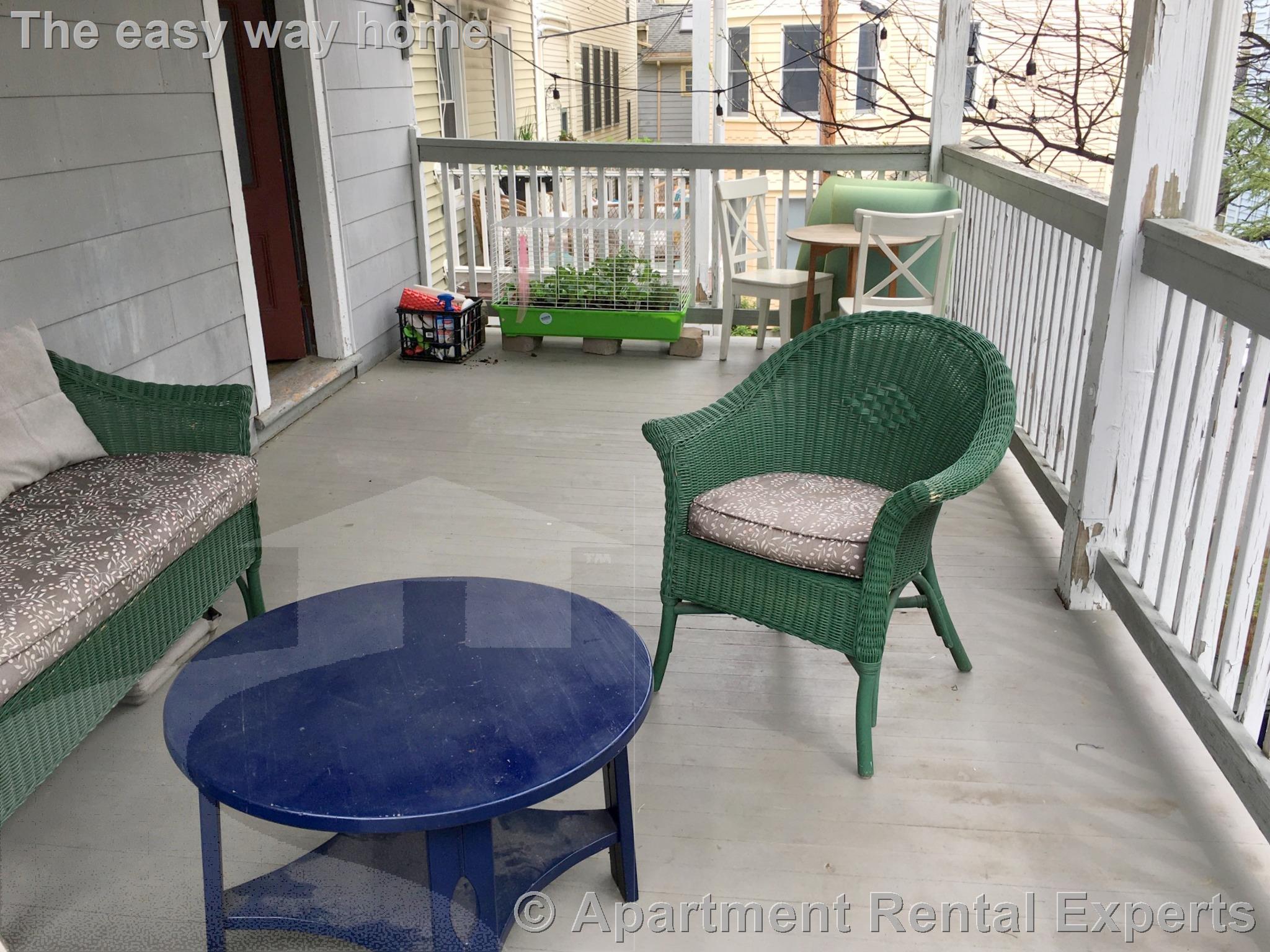 392 Washington St, Ward Two