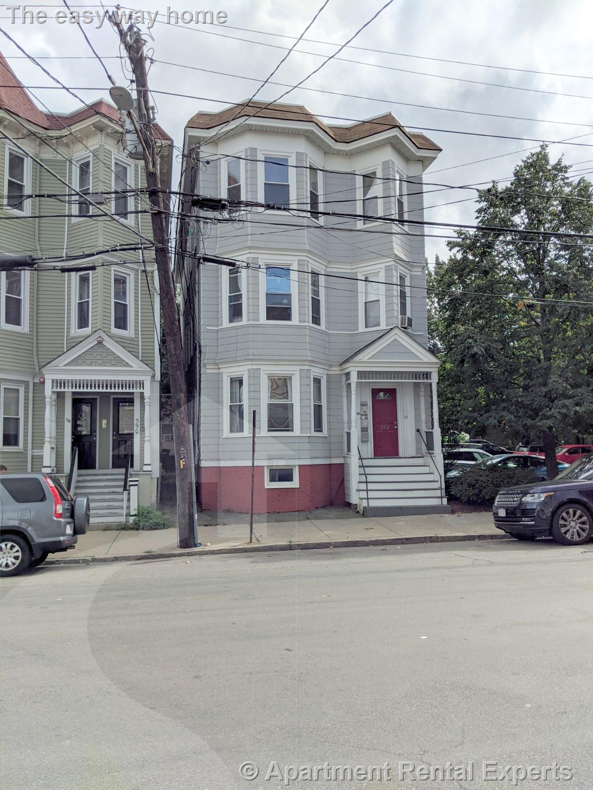 392 Washington St, Ward Two