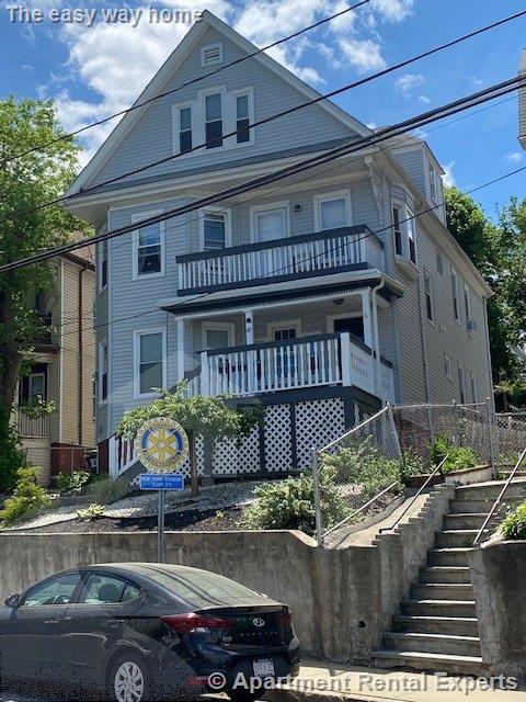 47 Main St, Autumn Hill