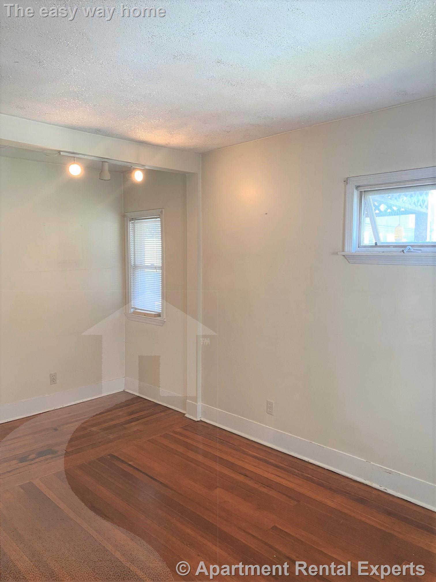 621 Boston Ave, Ball Square