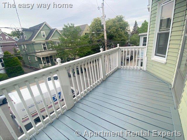 30 Burnside Ave, Porter Square