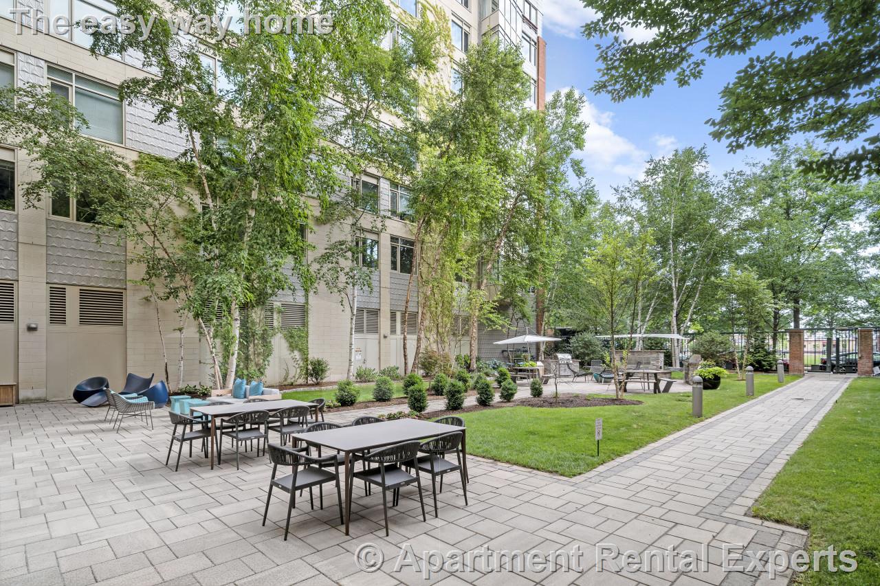 100 Landsdowne St, Central Square