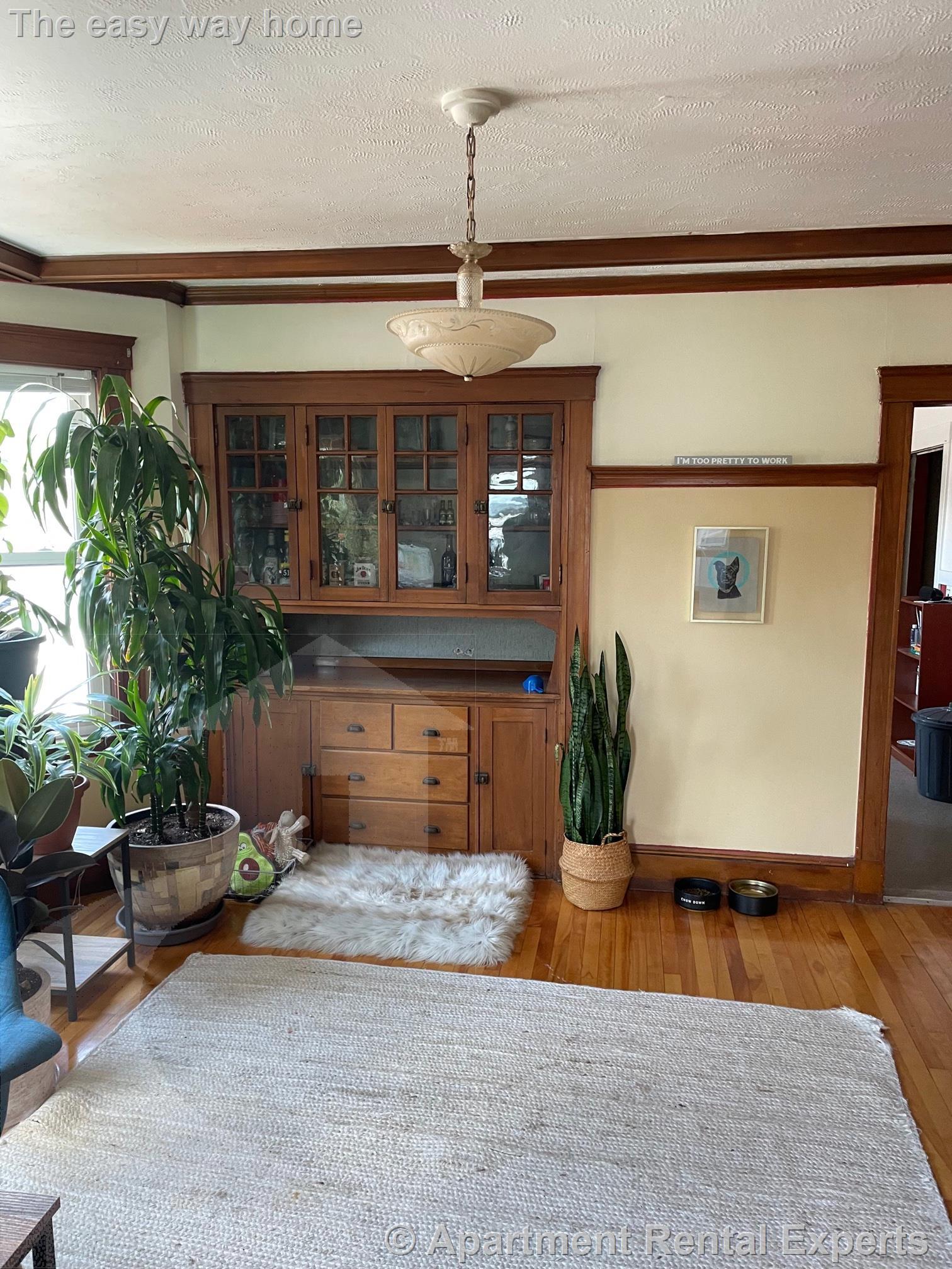 109 Orchard St, Davis Square