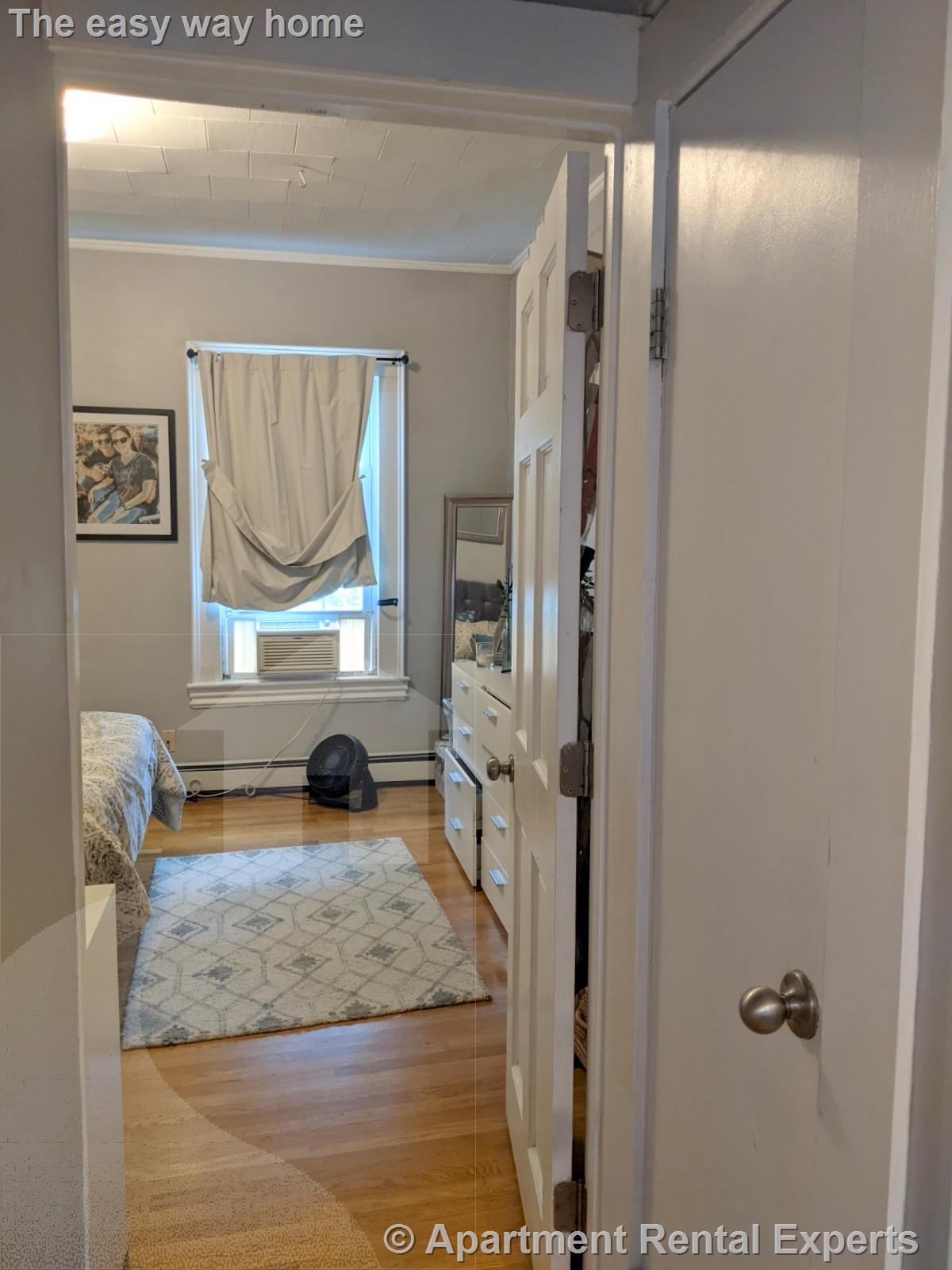 4 Evergreen Sq, Porter Square