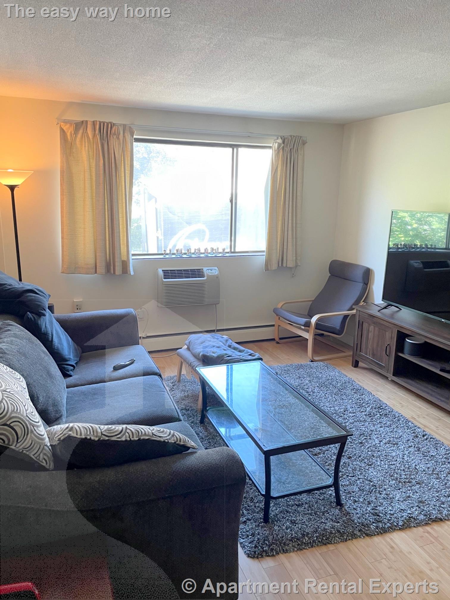 12 Cameron Ave, Davis Square