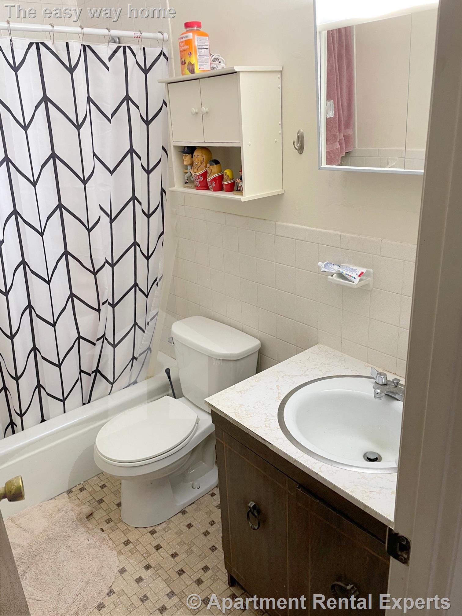 12 Cameron Ave, Davis Square