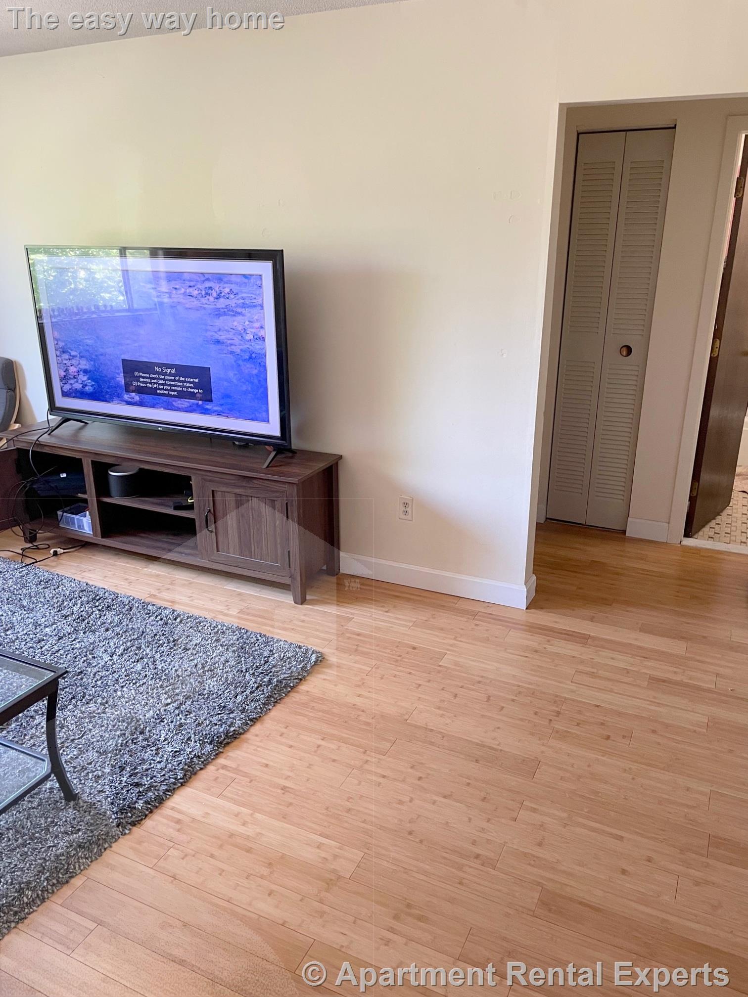 12 Cameron Ave, Davis Square