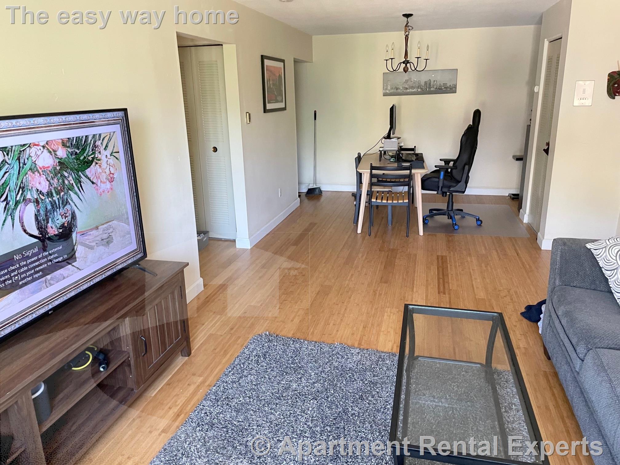 12 Cameron Ave, Davis Square