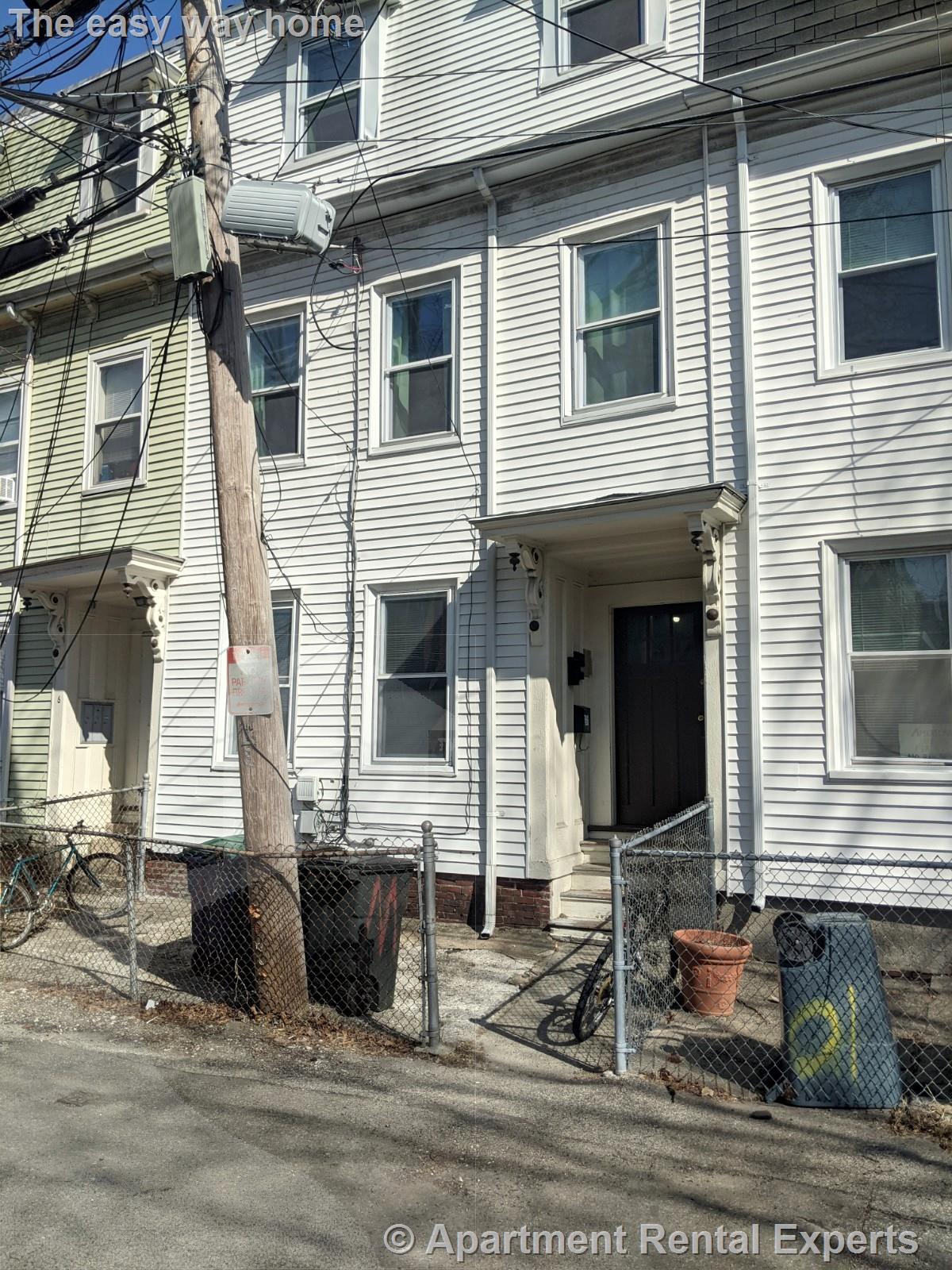 8 Evergreen Sq, Porter Square