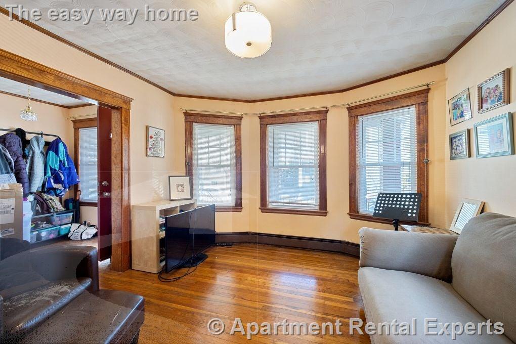 53 Sargent Ave, Winter Hill