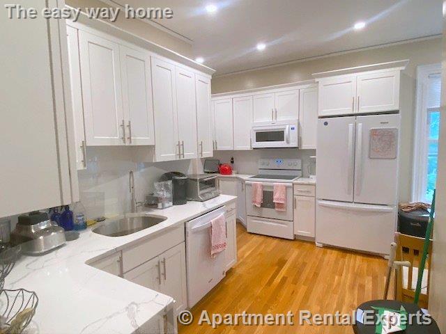 154 Hillside Ave, Arlington Heights