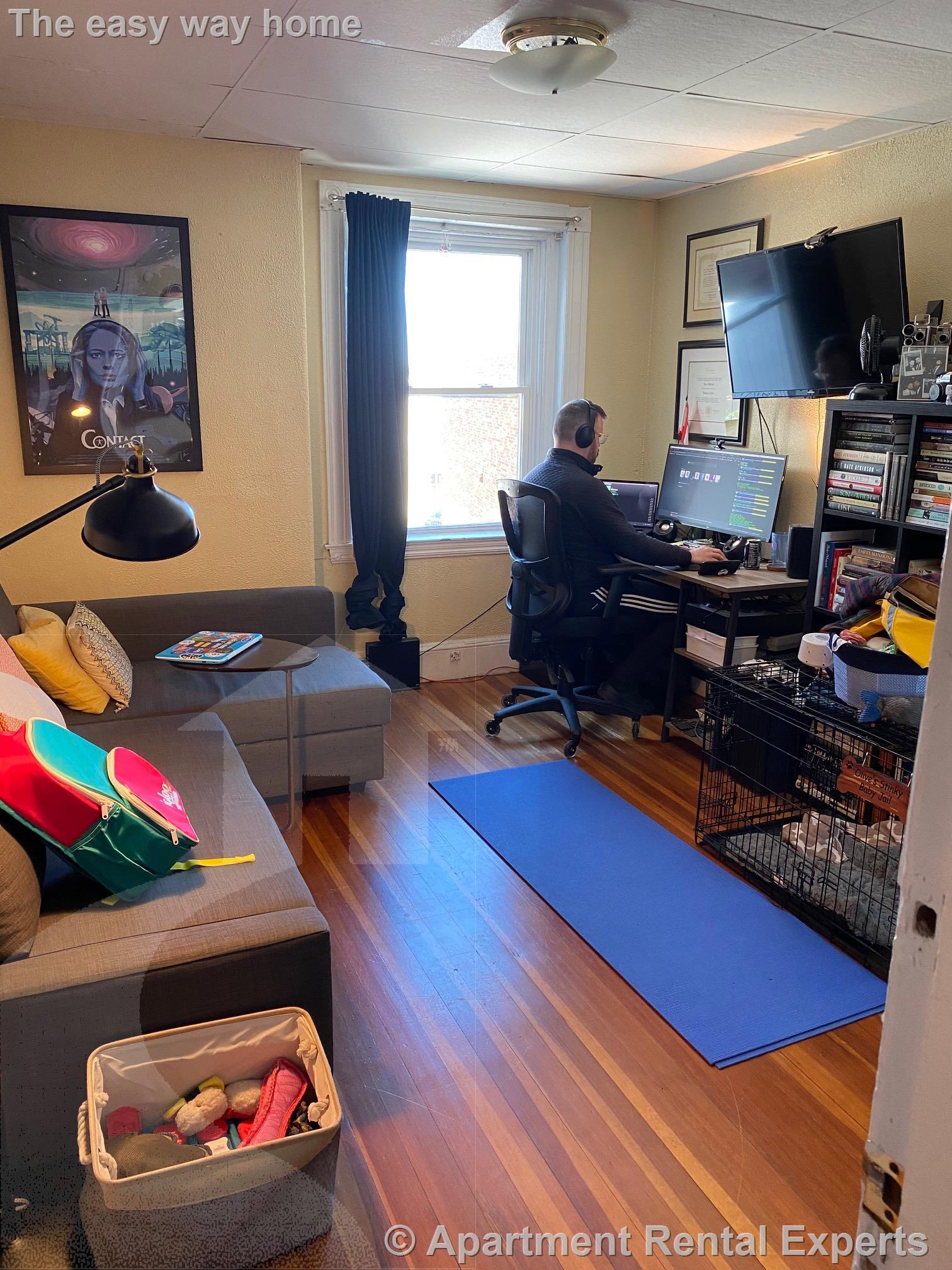 493 Broadway, Magoun Square