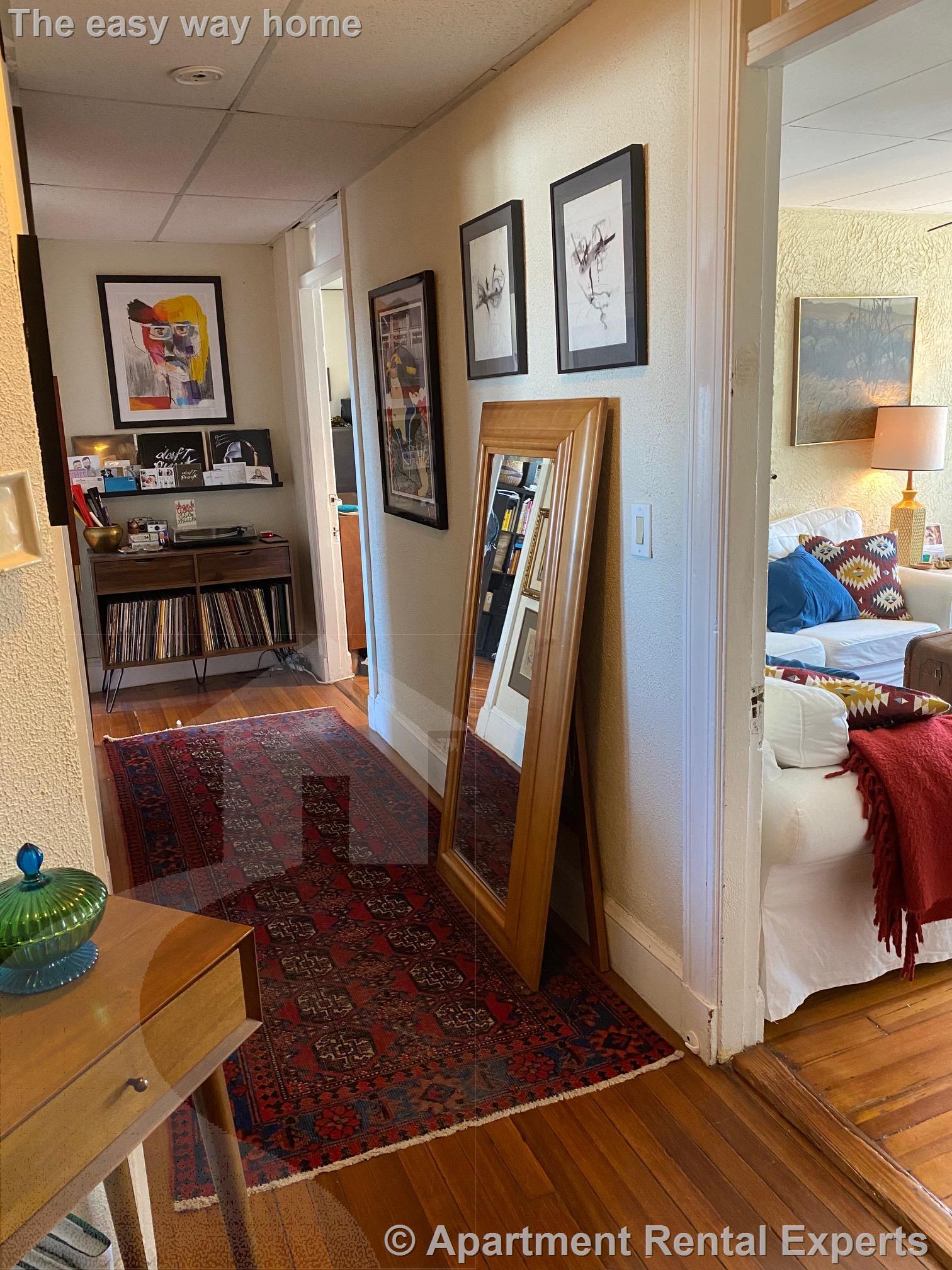 493 Broadway, Magoun Square