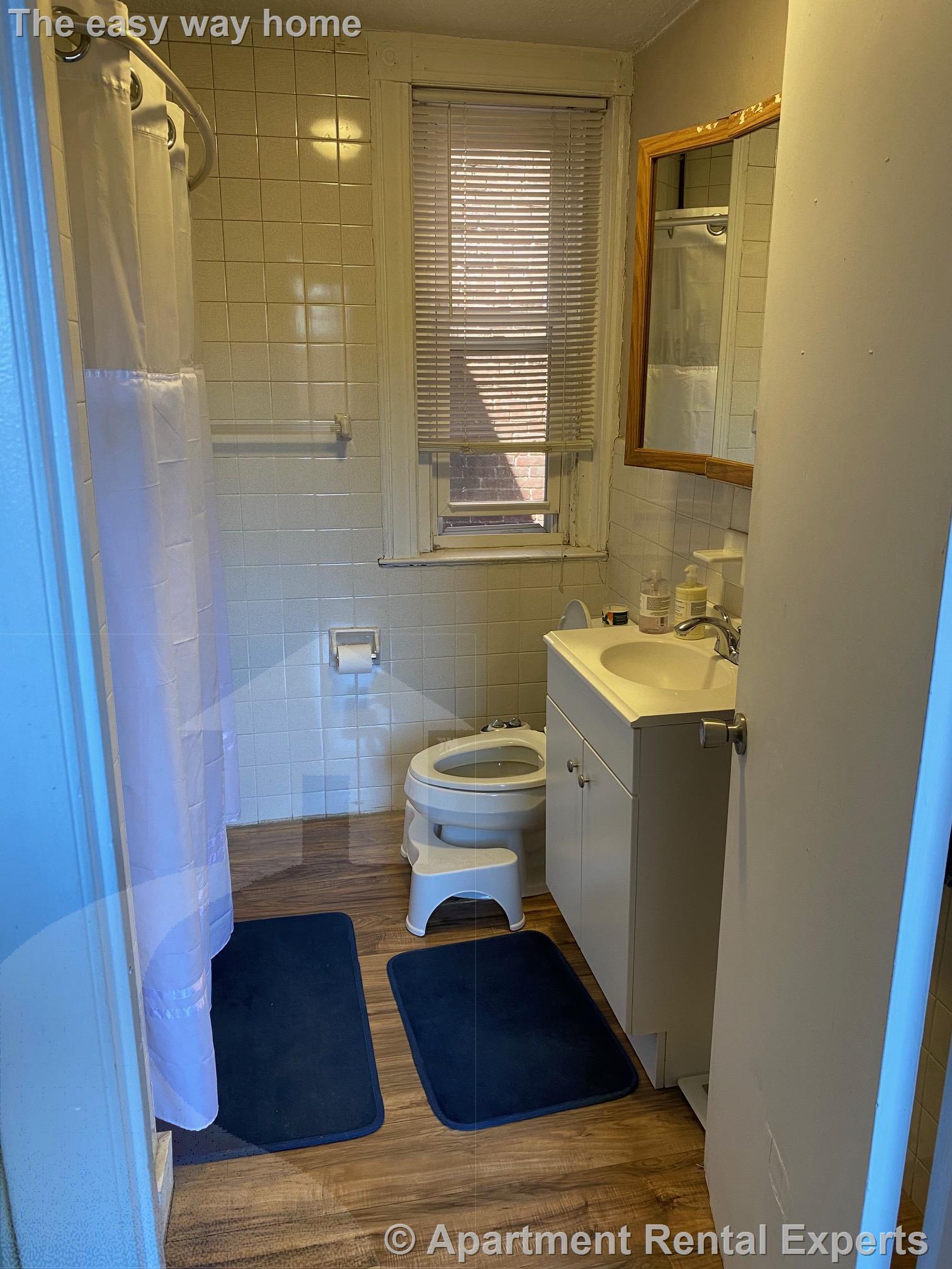 493 Broadway, Magoun Square