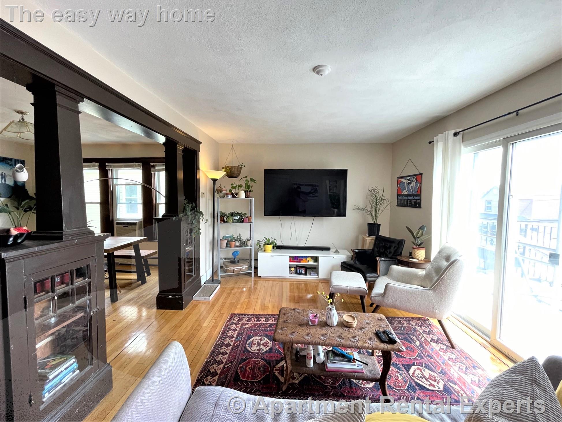 43 Whitman St, Davis Square