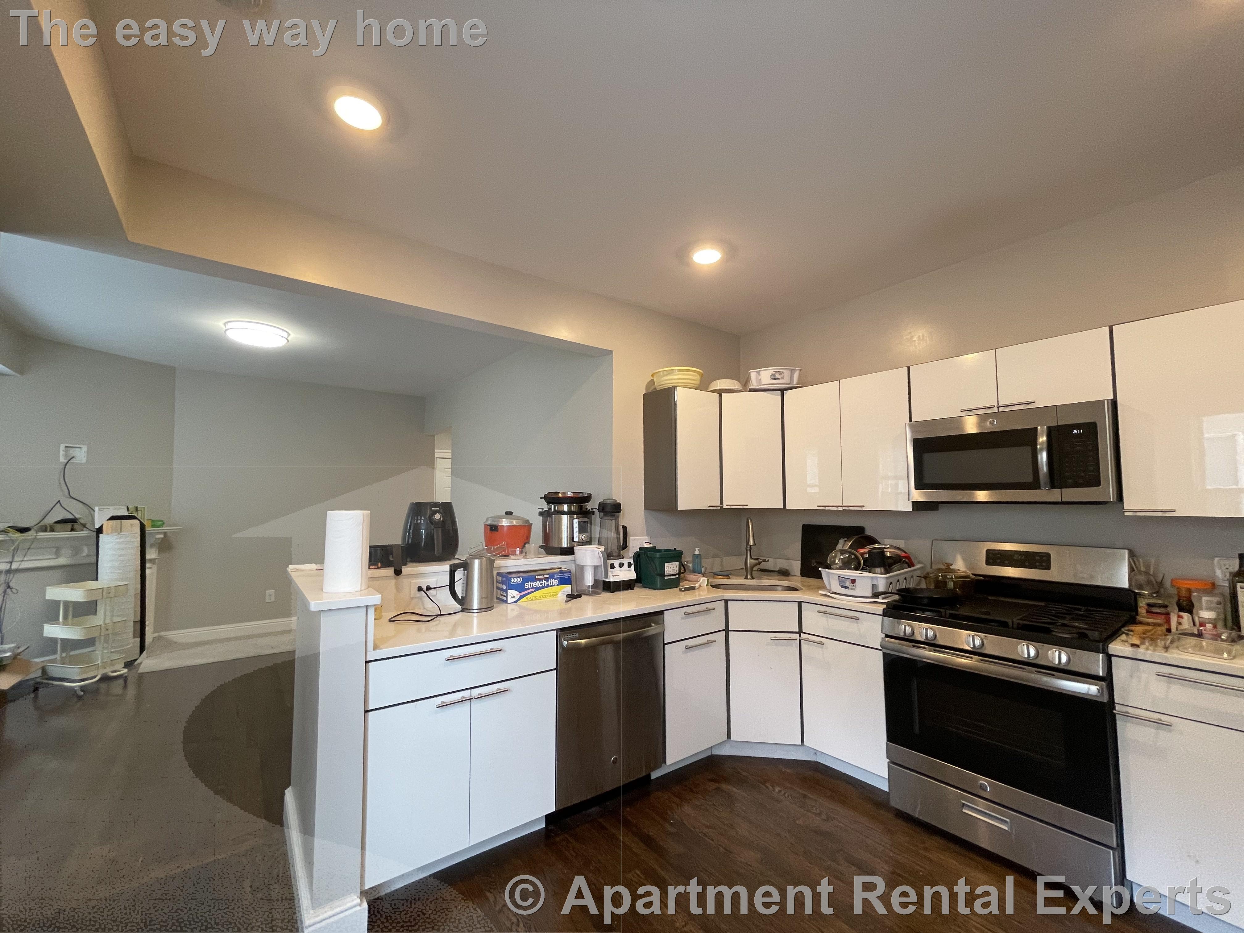 167 Hampshire, Central Square