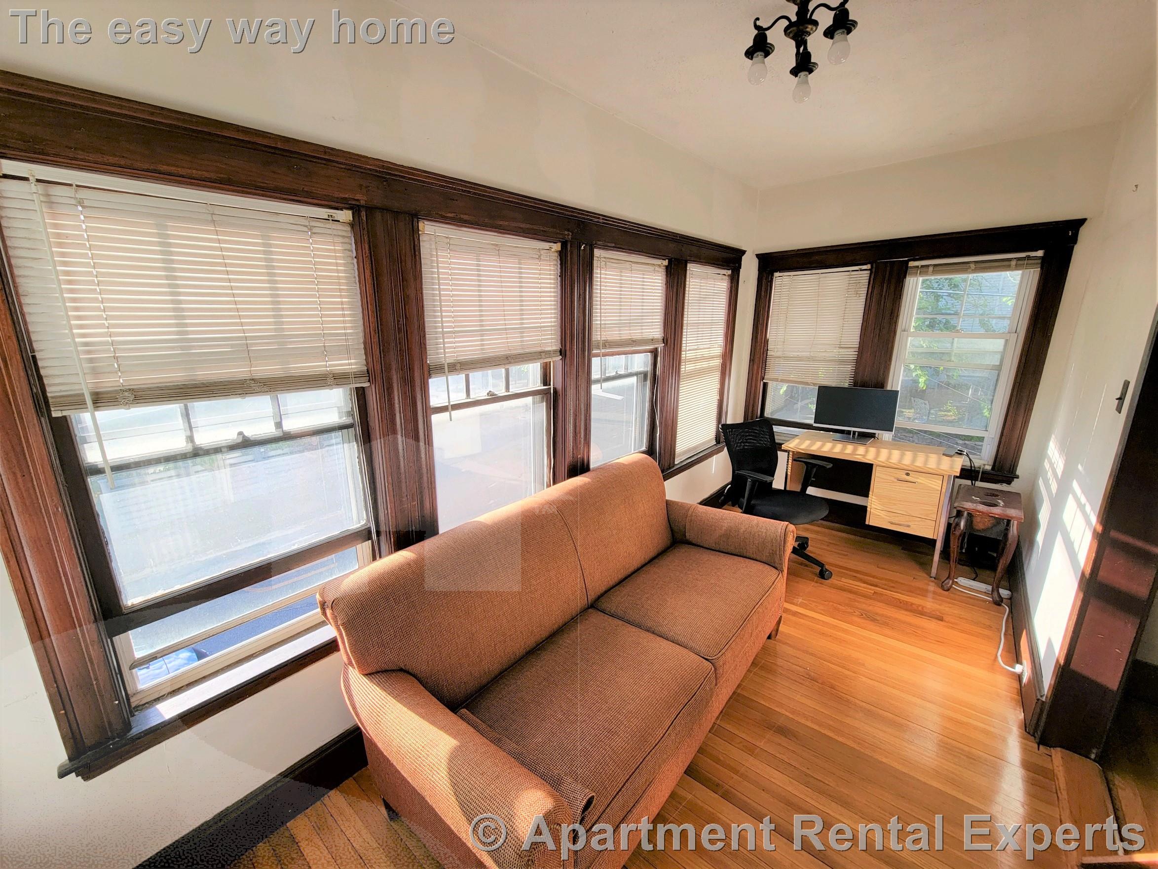 9 Spring St, Porter Square