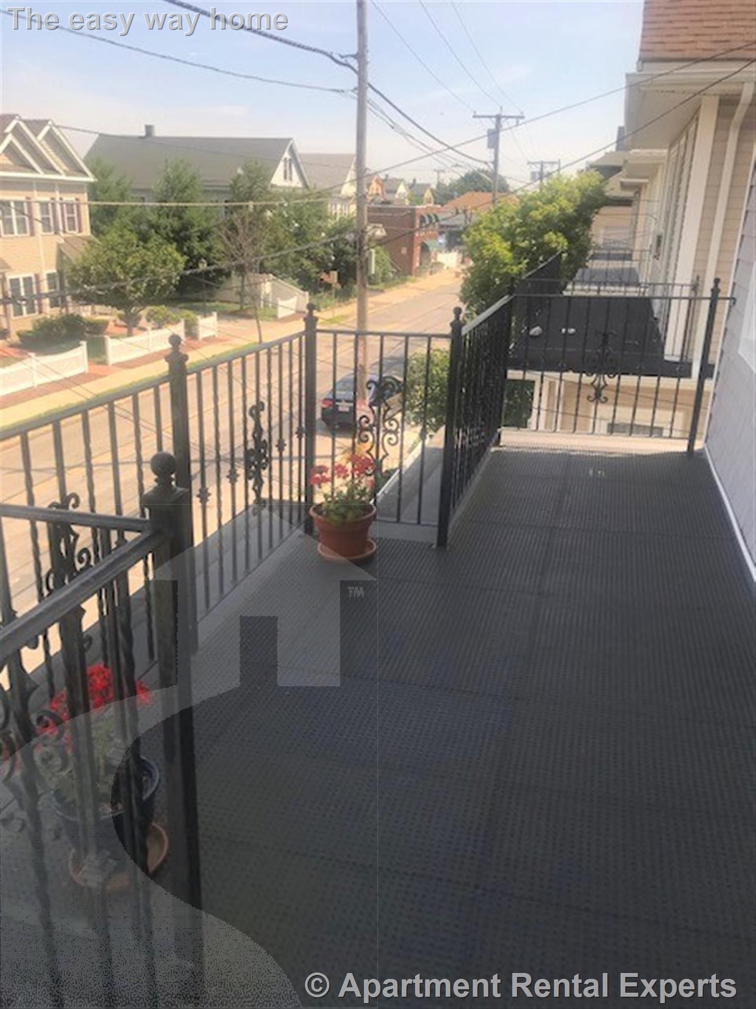 188 Harvard St, Tufts