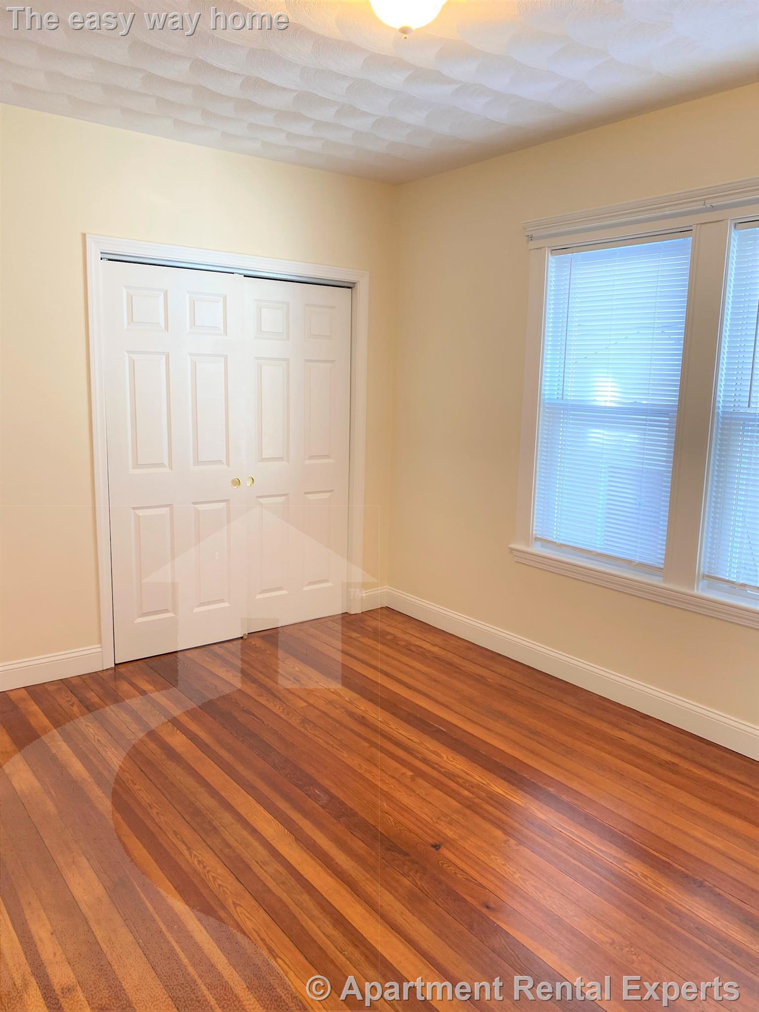 188 Harvard St, Tufts