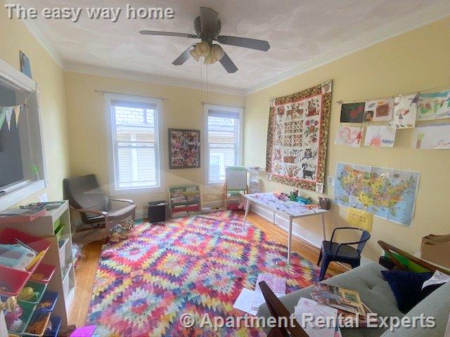 14 Norwood Ave, Magoun Square