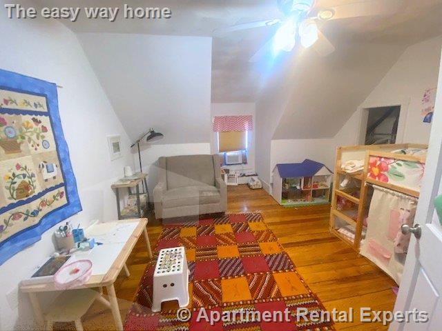 14 Norwood Ave, Magoun Square