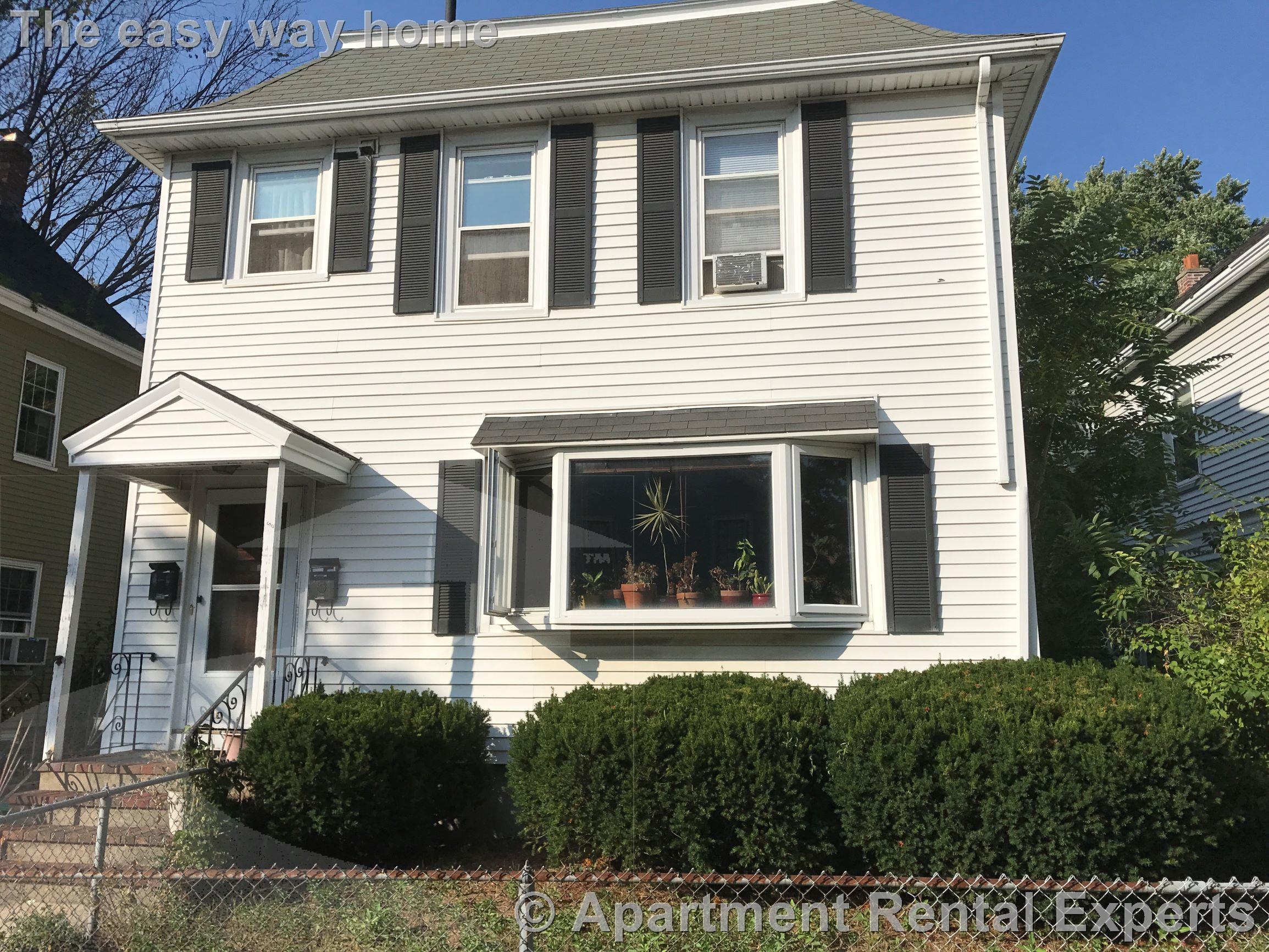 131 Rindge Ave, North Cambridge