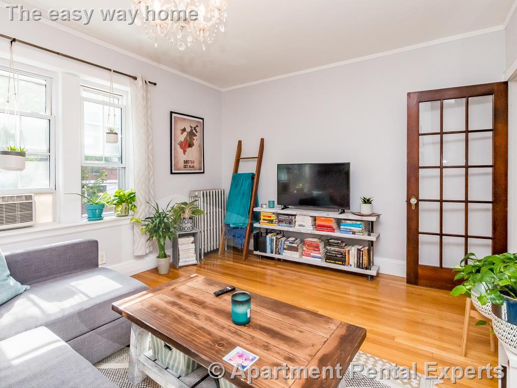 285 Harvard St, Central Square