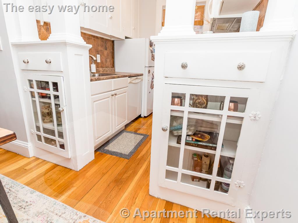 285 Harvard St, Central Square