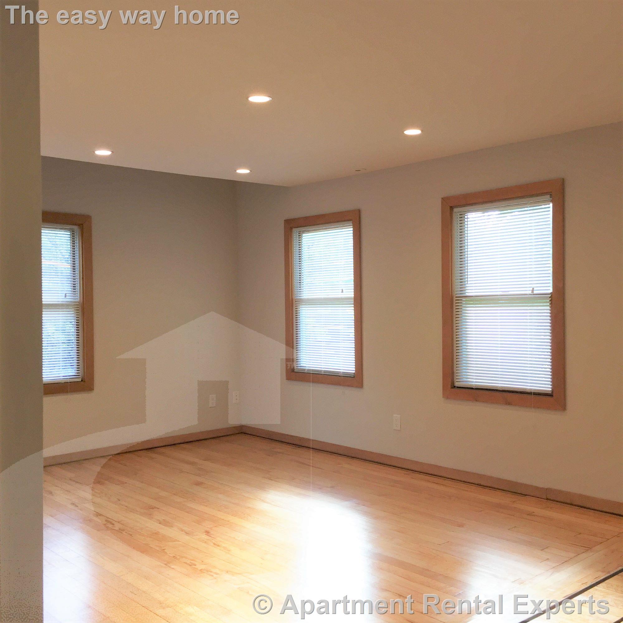 132 Columbia St, Central Square